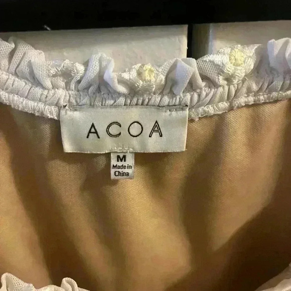 Acoa White blouse - Picture 10 of 10